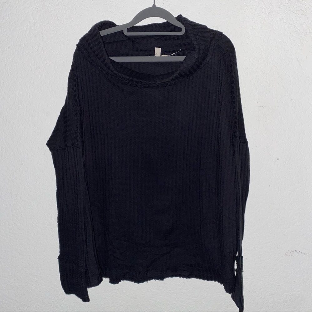 Free People Cozy Minimalist 100% Cotton Waffle Knit Open Back Top Black SP - Picture 1 of 9